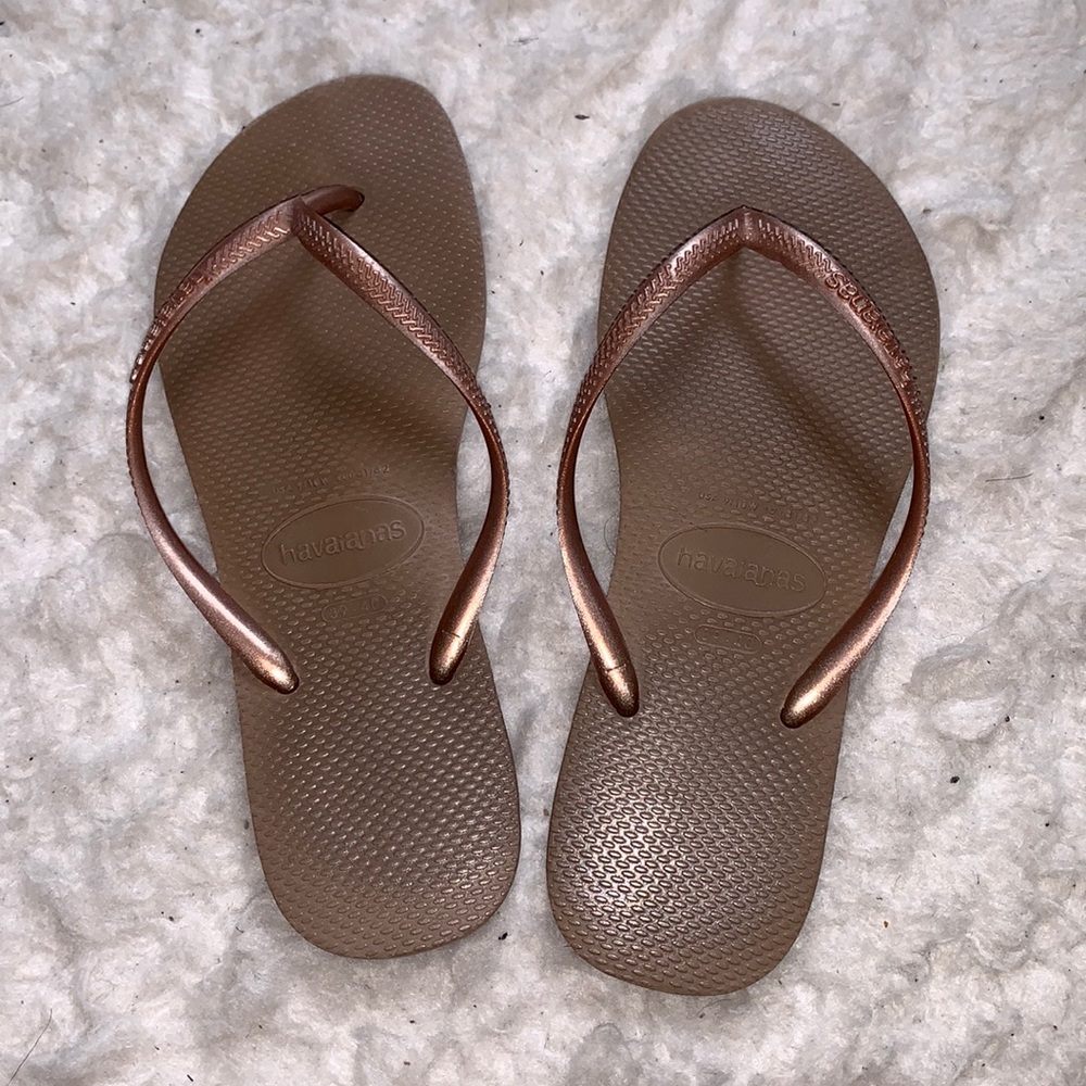 4/$20 🔷 Havaianas Gold Champagne Color Flip Flops Summer